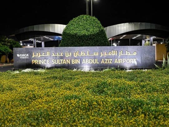 نقل جميع المسافرين على متن  "فلاي دبي" إلى وجهتهم النهائية