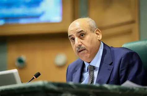القاضي يلتقي رؤساء تحرير الصحف اليومية ويؤكد حرص مجلس النواب على شراكة فاعلة مع الإعلام