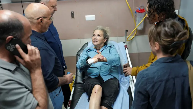 الصحفية الأمريكية هايدي ليفين تروي لبي بي سي تفاصيل اعتداء مستوطنين عليها في الضفة الغربية