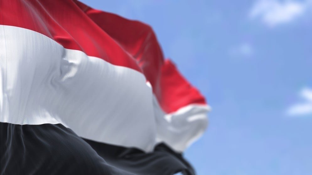 اليمن يطالب مجلس الأمن بإجراءات رادعة لوقف الاعتداءات الحوثية على مطار عدن الدولي