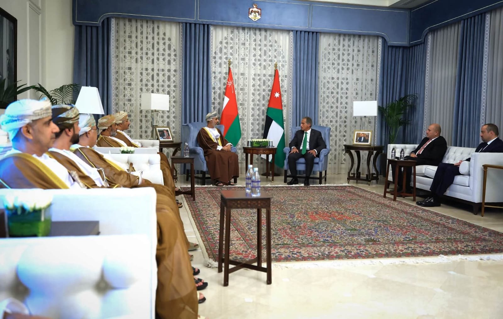 رئيس الوزراء يستقبل رئيس مجلس الشُّورى العُماني