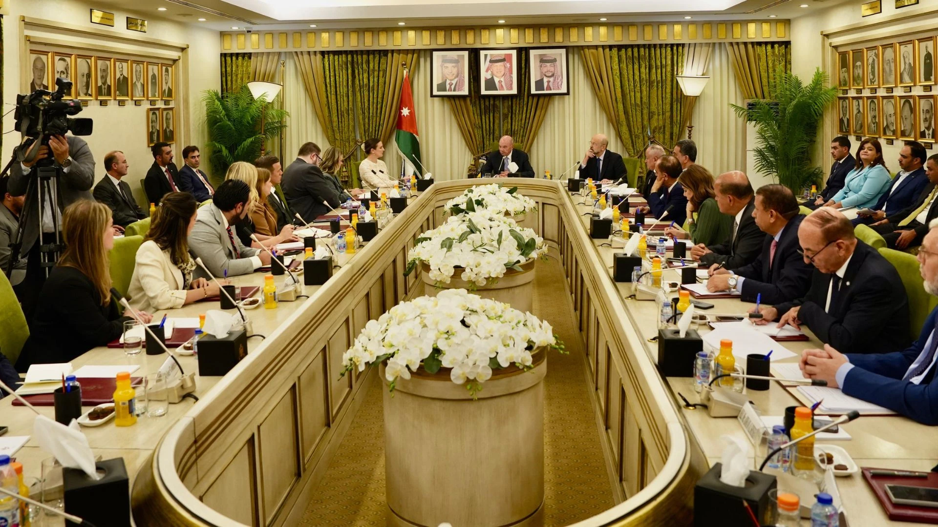 الفايز يؤكد متانة العلاقات الأردنية الأميركية وضرورة وقف التصعيد في المنطقة