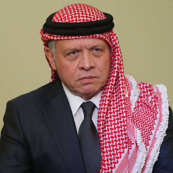 الملك يتلقى اتصالا من الرئيس الفلسطيني يؤكد تضامن فلسطين مع الأردن إثر هجوم الكرك