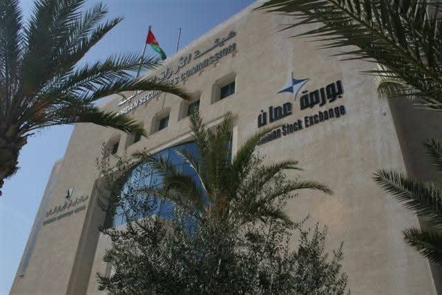 بورصة عمّان تغلق مرتفعة 0.43 بالمئة والتداولات عند 7.6 مليون دينار