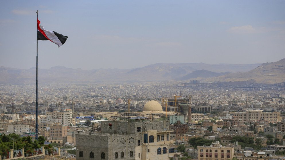 التحالف يدعو المدنيين لإخلاء موقع شركة النفط ومحطة الصباحة في صنعاء