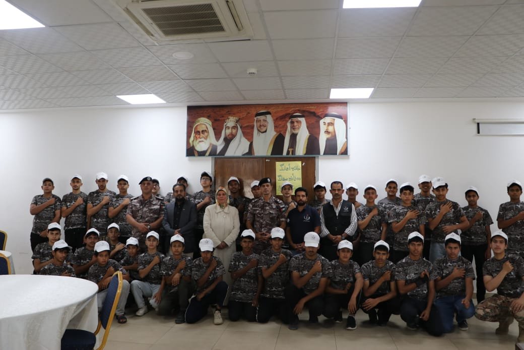 الكريمين يلتقي المشاركين في معسكر المغامرة والتحدي لإقليم الجنوب الخامس