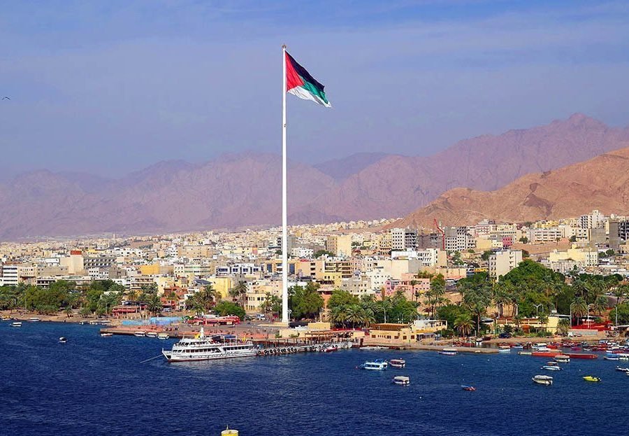 سلطة العقبة: تهيئة البيئة الاستثمارية لمشروع الناقل الوطني يعزز دور العقبة كمركز استثماري