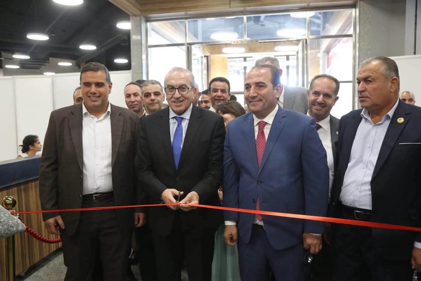 أبو السمن يفتتح منتدى الإنشاءات الرابع عشر ويؤكد أهمية التحول الرقمي والذكاء الاصطناعي