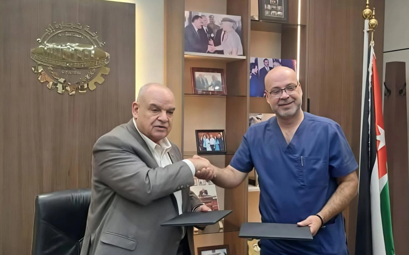 غرفة تجارة إربد توقع اتفاقية مع مجموعة «ليفانت» الطبية لتقديم خدمات صحية مخفضة للتجار
