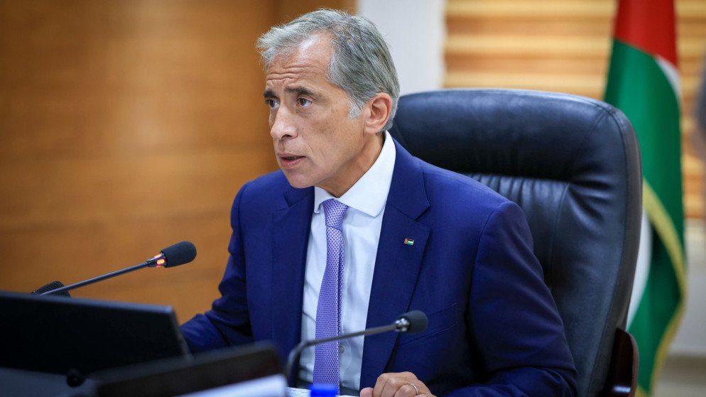 الحكومة تشدد على منع إدخال الارجيلة إلى الحدائق والمرافق العامة