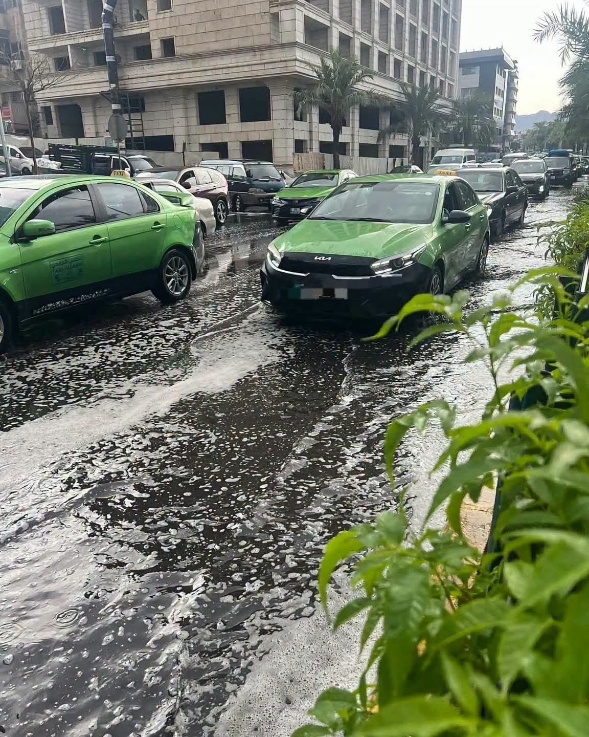 "إدارة الازمات" يطلق إرشادات  تزامنا مع الحالة الجوية