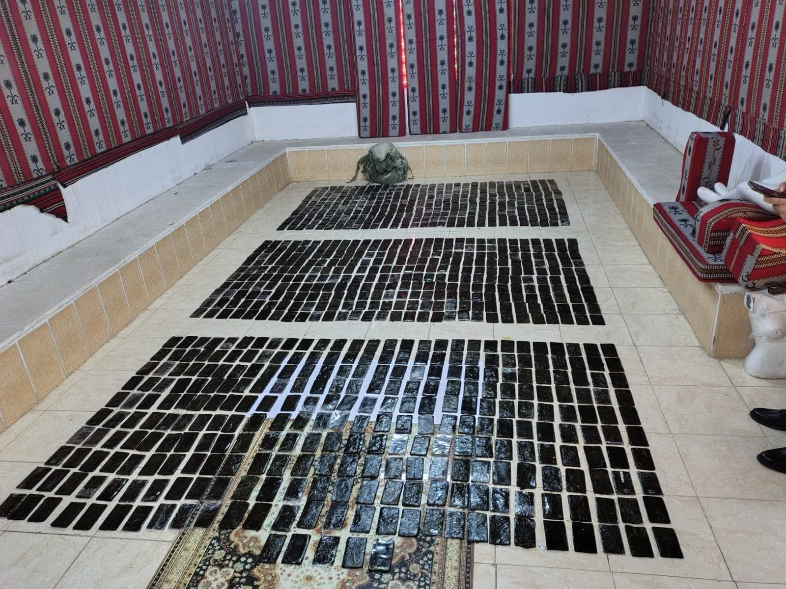 المنطقة العسكرية الجنوبية تضبط أربع حقائب تحتوي كميات كبيرة من المخدرات