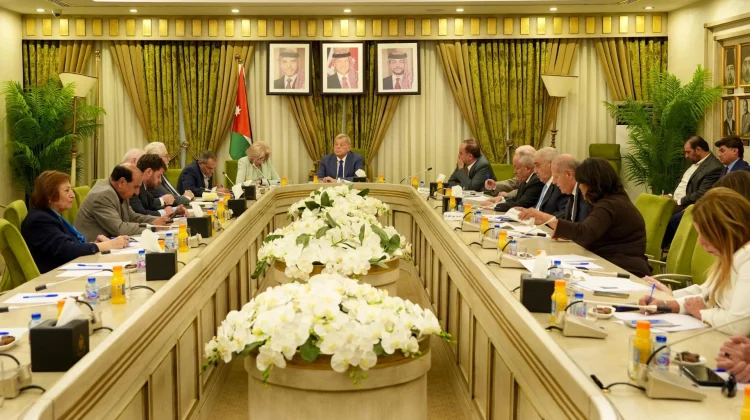 لجنة فلسطين في الأعيان تبحث مع السفير الإسباني التطورات الفلسطينية والعلاقات الثنائية