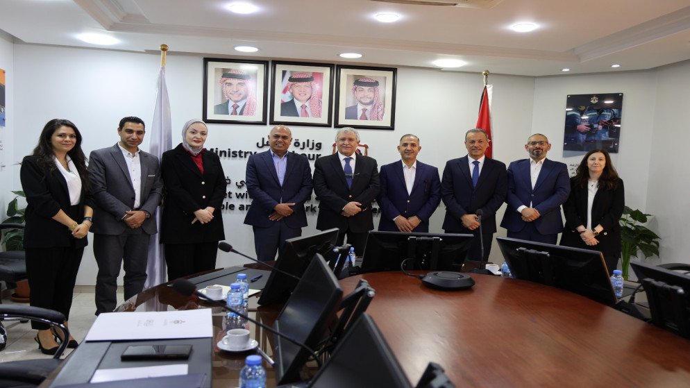 وزارة العمل توقّع اتفاقيتين لدعم تشغيل أردنيين في القطاع الزراعي والصناعات الغذائية