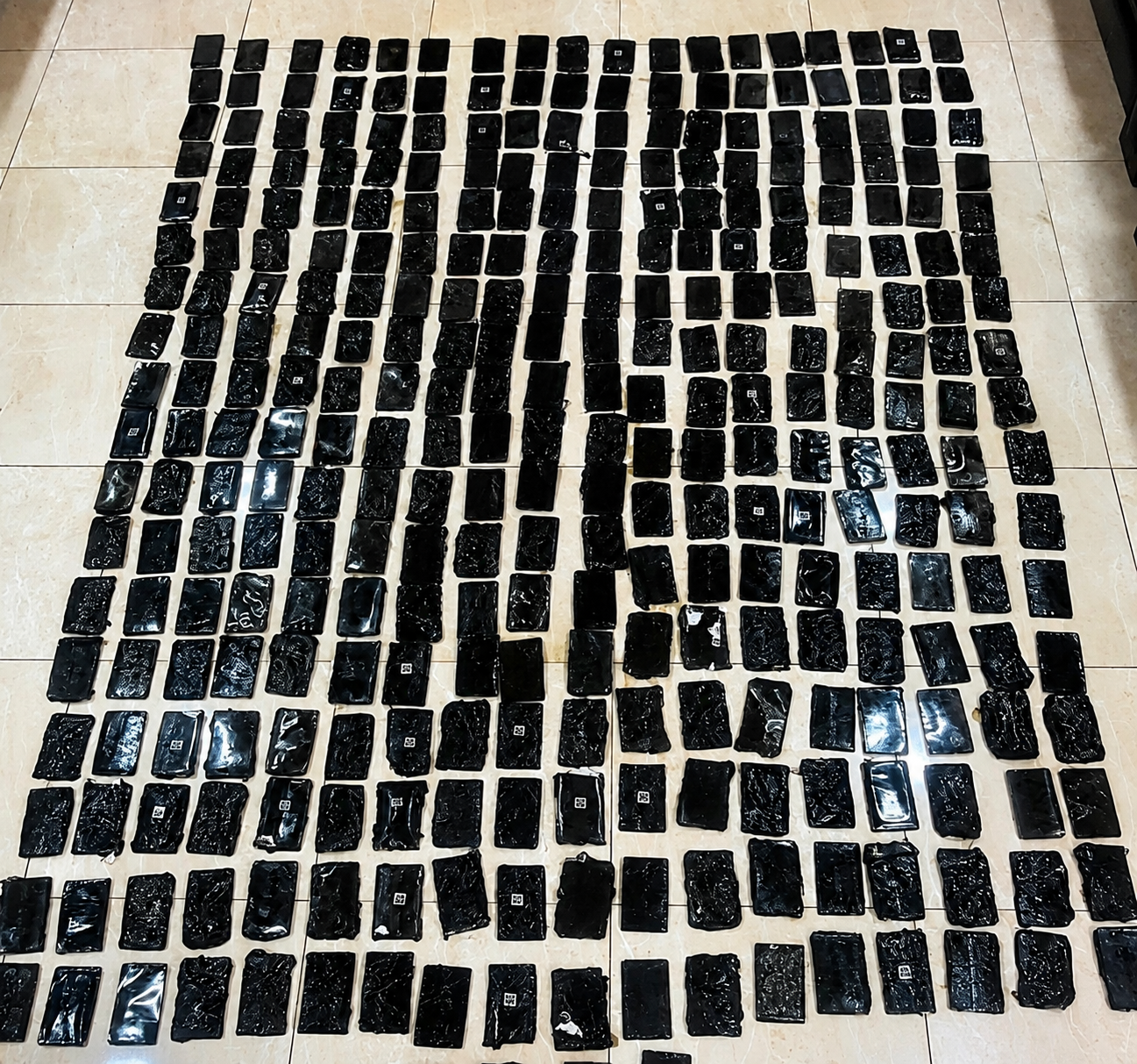 الجيش يحبط تهريب مخدرات كبيرة بواسطة بالونات موجهة إلى الأردن