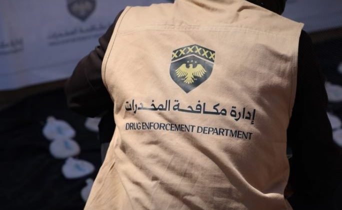 سوريا تحبط تهريب 37 كيلوغرامًا من الحشيش في ريف السويداء الشرقي